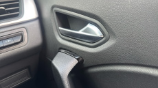 Renault Captur 1.6 E-Tech full hybrid 145 Evolution 5dr Auto Hybrid Hatchback